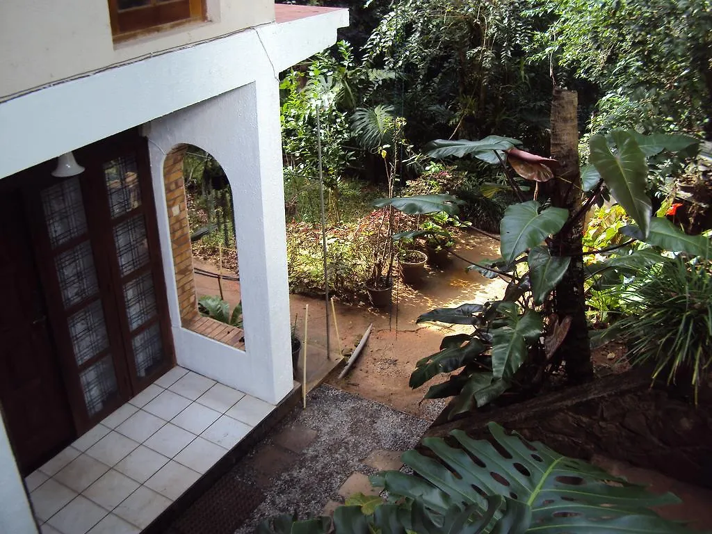 Araliya Home Stay Kandy Sri Lanka